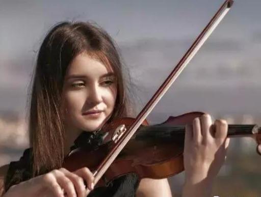 小提琴一般学多久才可以学会(小提琴初学者入门教程)